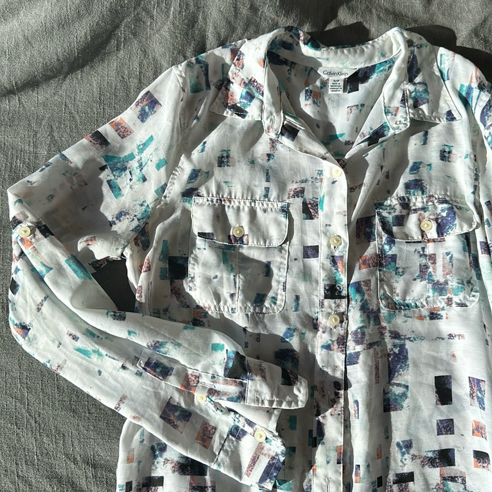 Calvin Klein Burton up